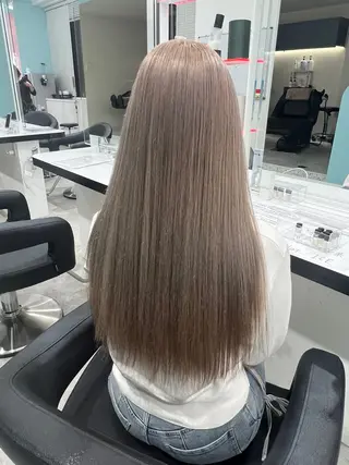 カラー ミルクティー・透明感 🏹REN🏹のヘアスタイル