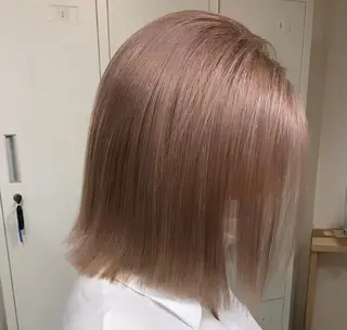 ミディアム カラー ブリーチ縮毛矯正 LAFFYuiのヘアスタイル
