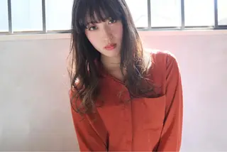 ロング カラー ヘアアレンジ shinka omotesandoのヘアスタイル