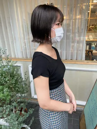 ショート カラー merc.🌿💚 八幡真衣のヘアスタイル