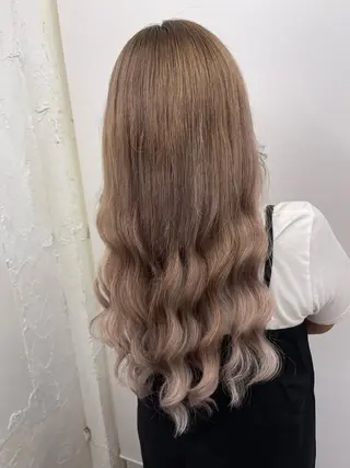 ロング カラー ハナ💎中韓/艶髪 ハイトーン/エクステのヘアスタイル