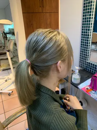 カラー 吉田 茂樹のヘアスタイル