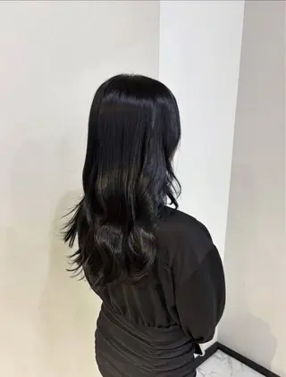 ロング カラー バッサリカット募集中 星川まお𝜗𝜚のヘアスタイル