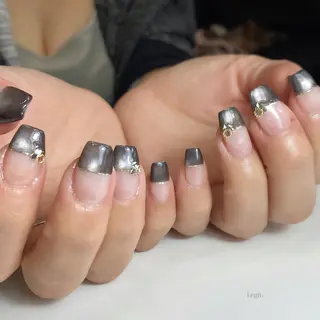 ネイル Legit nail salonのネイルデザイン
