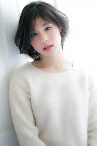 ミディアム EIGHT plum TOKIOリミテッドのヘアスタイル