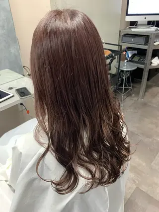 ロング megu 髪質改善TaLeのヘアスタイル