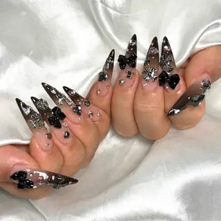 ネイル グエン チャンのネイルデザイン