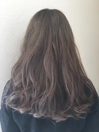 セミロング カラー パーマ IVY villa Suzu.のヘアスタイル