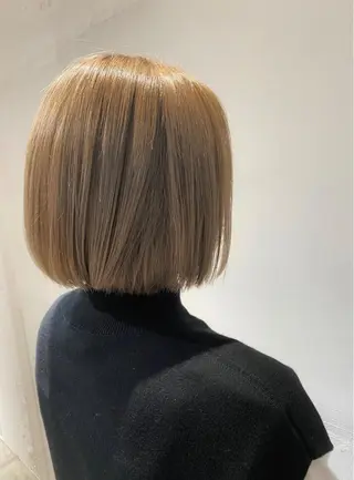 ショート カラー 似合わせレイヤー 阿波座/ふじむらのヘアスタイル
