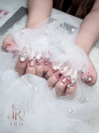 ネイル IRO Nail Studioのネイルデザイン