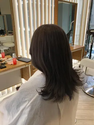 カラー 梅木 悠斗のヘアスタイル