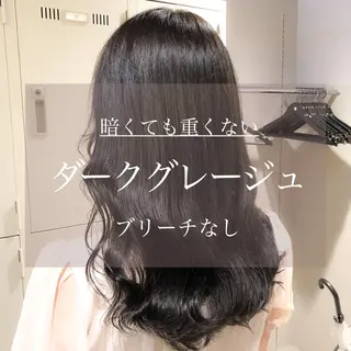 ロング カラー ハイトーン×レイヤー カットTAKUMIのヘアスタイル