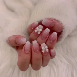 ネイル Tinaネイル 難波のネイルデザイン