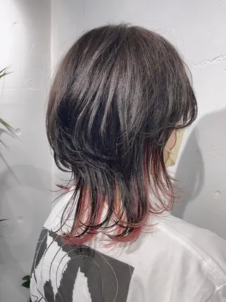 ミディアム ショート･ウルフ✂︎ 安住有咲子のヘアスタイル