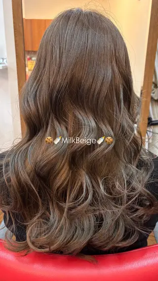 カラー 小川 萌瑚のヘアスタイル