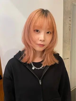 ミディアム 🫧うる艶レイヤー /グレージュ🪐リサのヘアスタイル