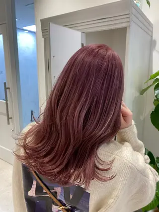 カラー ミヤタケ リョウコのヘアスタイル