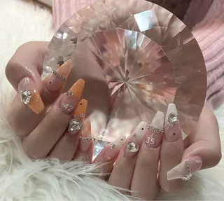 ネイル LoaChaton kaeのネイルデザイン
