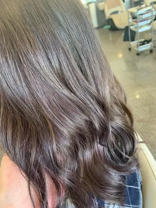 ミディアム 今井 はるかのヘアスタイル