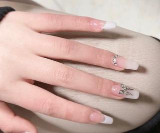 ネイル エリ🫧 nail池袋東口のネイルデザイン