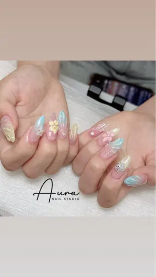 ネイル Aura Nail HanNaのネイルデザイン
