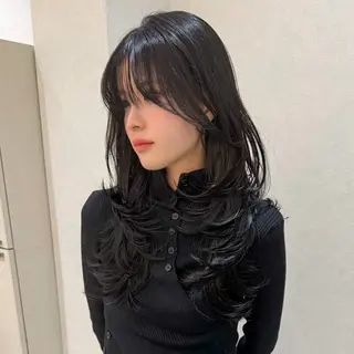 ロング BALANCE. 弥央のヘアスタイル
