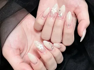 ネイル Bél Nail salonのネイルデザイン