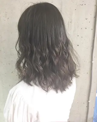 ミディアム カラー パーマ ヘアアレンジ メンズ キッズ ネイル マツエク・マツパ レイヤーカット✂️ 艶髪/小田部慎也のヘアスタイル