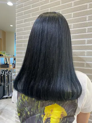 セミロング カラー 植田 菜月のヘアスタイル