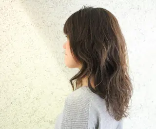 セミロング ロング パーマ creep hair nozomiのヘアスタイル