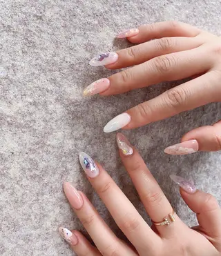 ネイル R salonのネイルデザイン