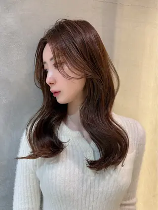 セミロング 縮毛矯正 ミディアム レイヤー 顔周り金山のヘアスタイル