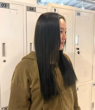 ロング カラー Miyu .のヘアスタイル