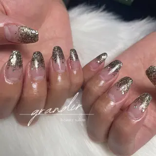 パーマ grandir🦋 MOMOKAのネイルデザイン