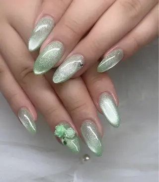 ネイル YOLO NAILのネイルデザイン