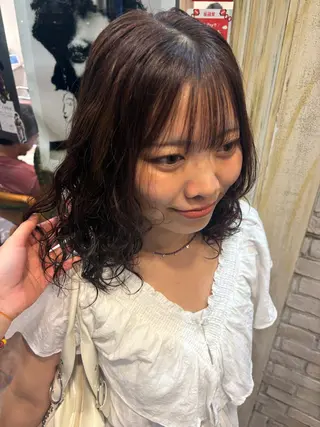 セミロング 🪐海外hair/パ ーマ/暖色/ミミ🌻のヘアスタイル