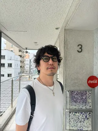 ミディアム パーマ メンズ 椎葉 祐也のヘアスタイル