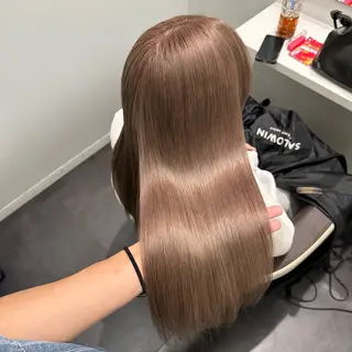 ミディアム カラー 💫艶ハイトーン×髪 質改善💫リュウトのヘアスタイル