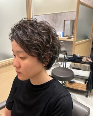 ミディアム 久木原 ゆりのヘアスタイル