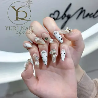 ネイル YURI Nail NARITAのネイルデザイン