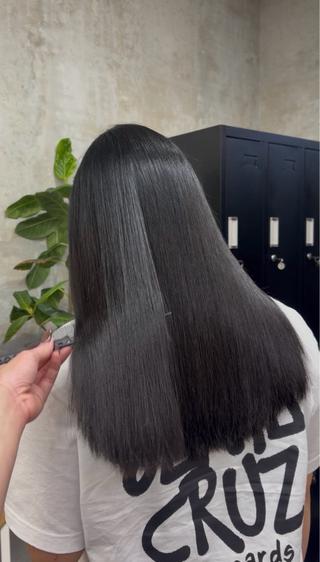 カラー 田中 望有のヘアスタイル