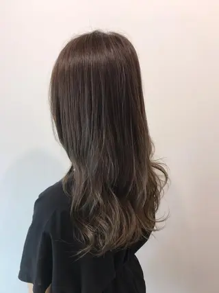 セミロング カラー レイヤー/大人ボブ| ワタナベ リョウカのヘアスタイル