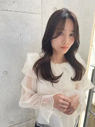 セミロング 似合わせカット 迫留由弥のヘアスタイル