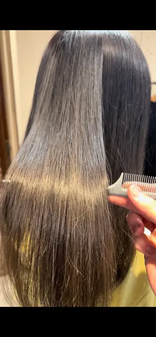ロング 毛谷 嘉明/ブリーチカラーのヘアスタイル