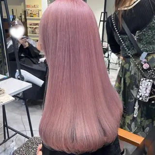 ロング ワインレッド/耳ツボ ジュエリー/なほのヘアスタイル