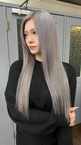 カラー ブリーチ/ハイトーン 名古屋栄 リカのヘアスタイル