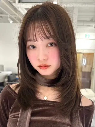 ミディアム TAKU 美容師のヘアスタイル