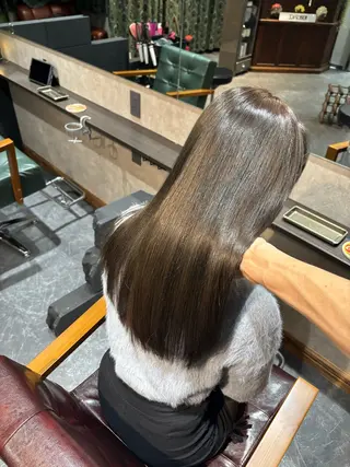セミロング カラー ravens代表 ヒロムのヘアスタイル