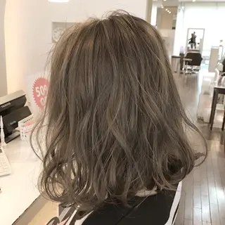 ミディアム カラー 心斎橋なんば 大野竜輝のヘアスタイル