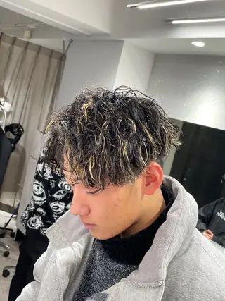 パーマ メンズ 京都河原町 メンズパーマ助川龍哉のヘアスタイル